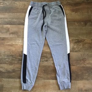 Forever 21 joggers M